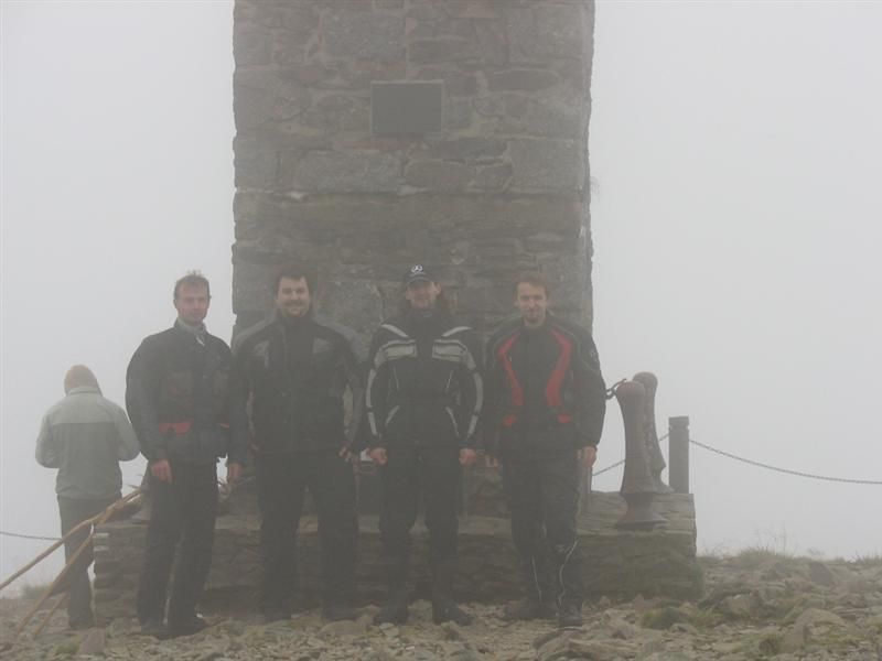 Na vrcholu Sněžky...