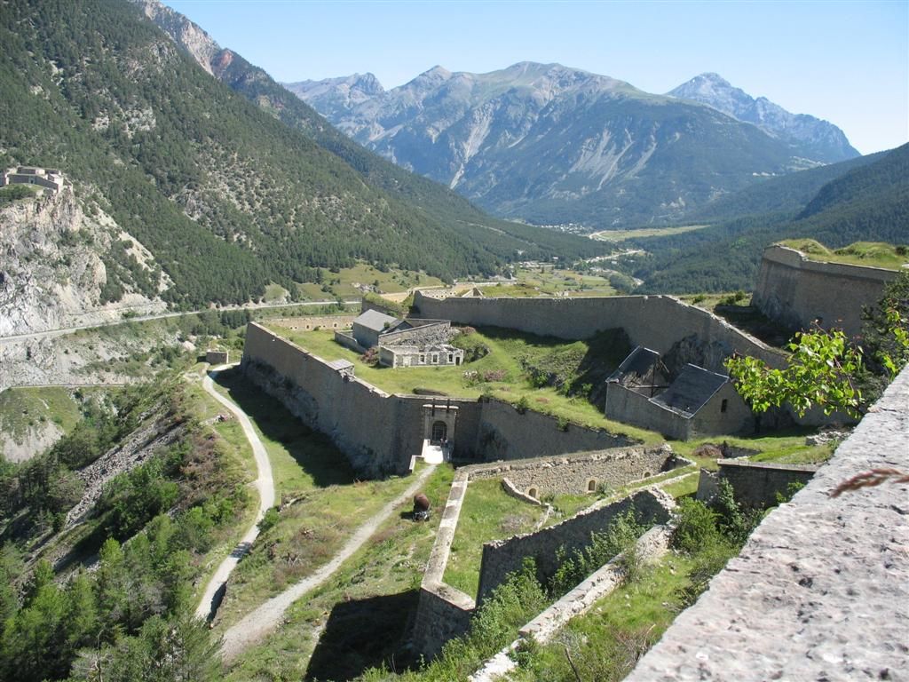 Fort Trois Tetes u Braicornu