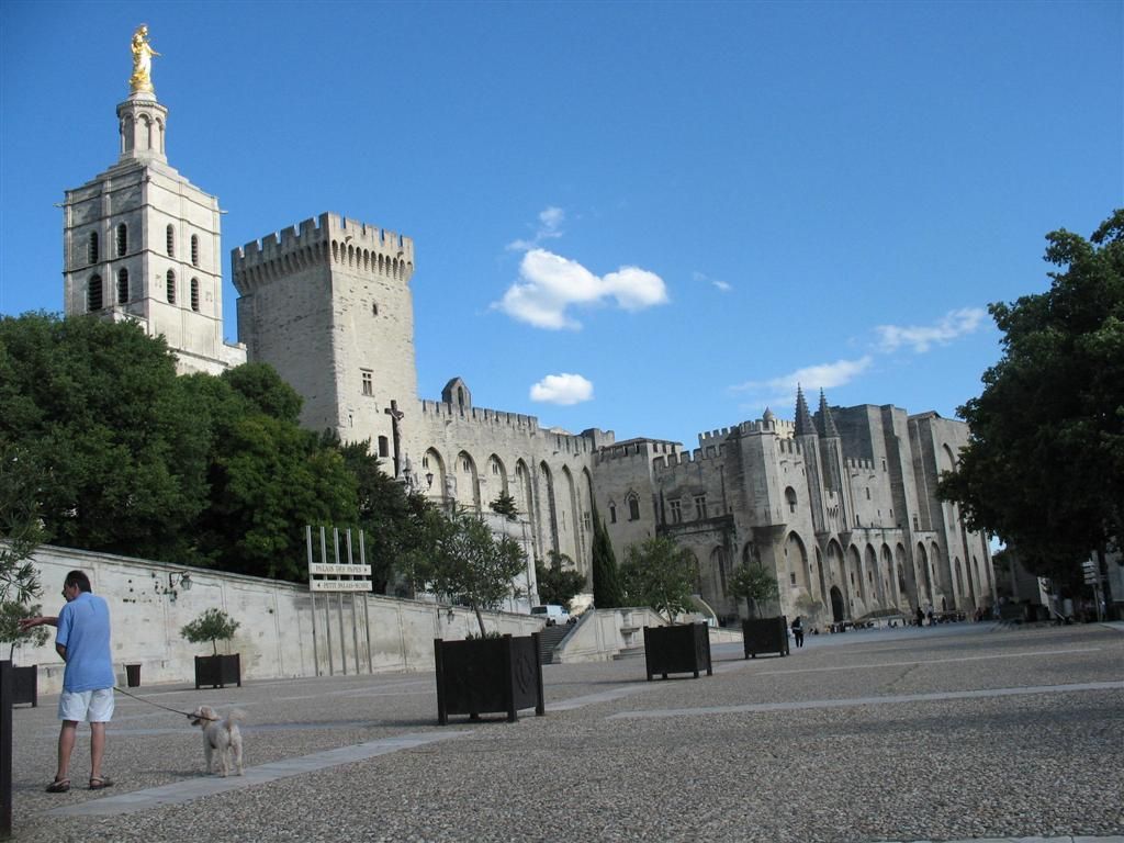 Papežský palác v Avignonu