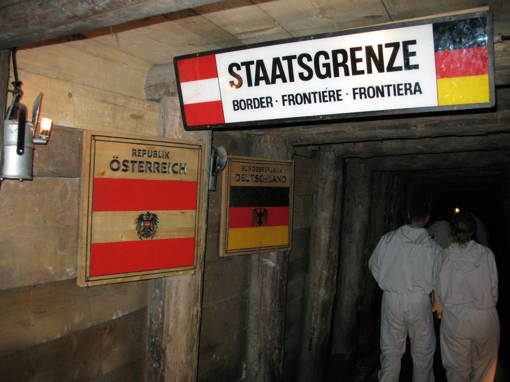 Orlí hnízdo a solná komora