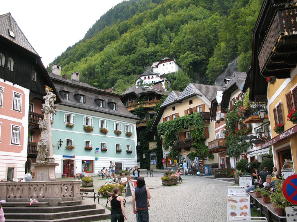 Orlí hnízdo a solná komora