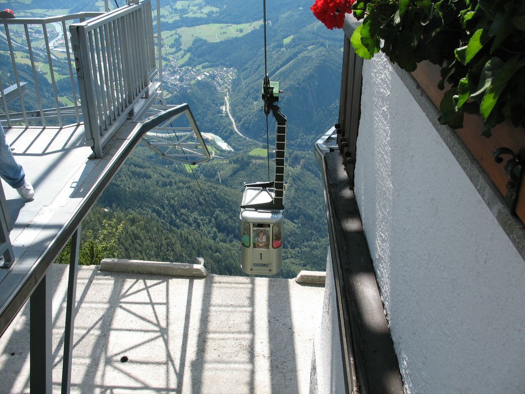 Orlí hnízdo a solná komora