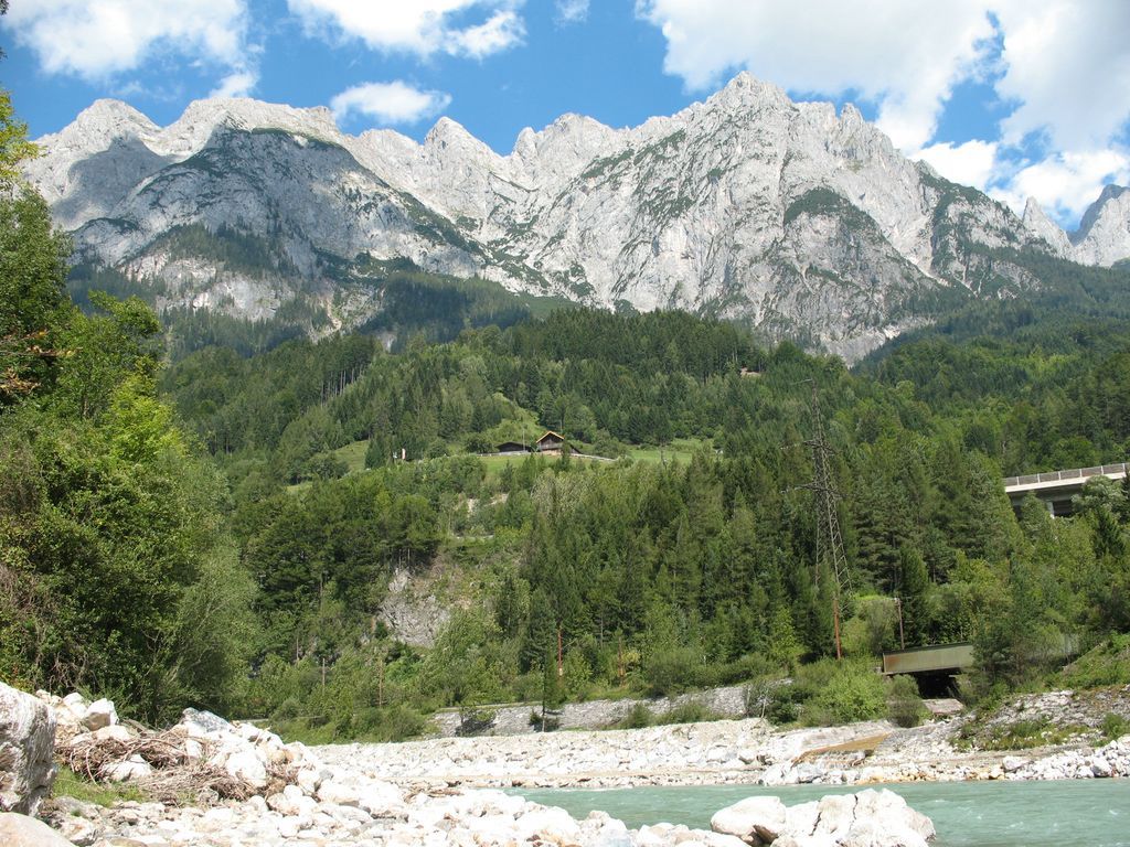 Orlí hnízdo a solná komora