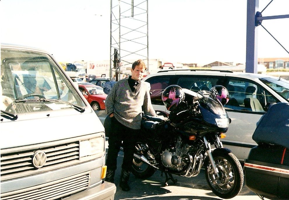 7.7. v dánském přístavu Hirsthals - čekání před naloděním