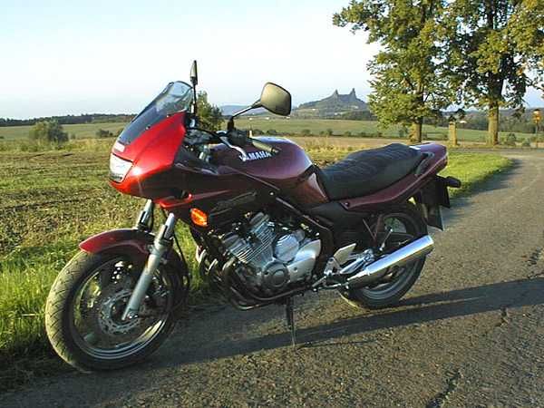 XJ 600