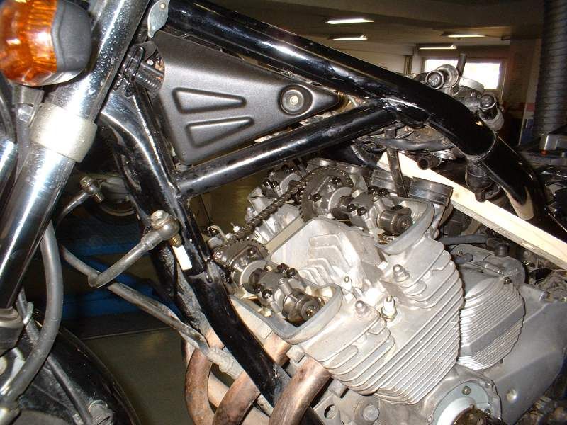 Motor Bez Horního Krytu