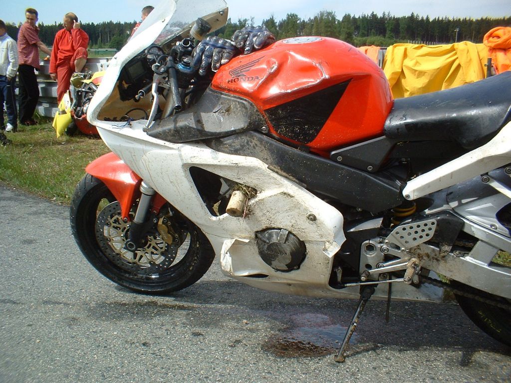 1. závod a morký trénink