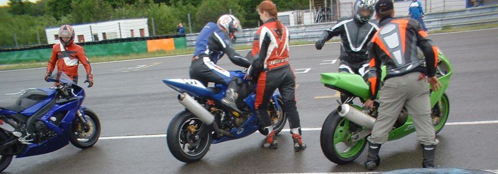 1. závod a morký trénink